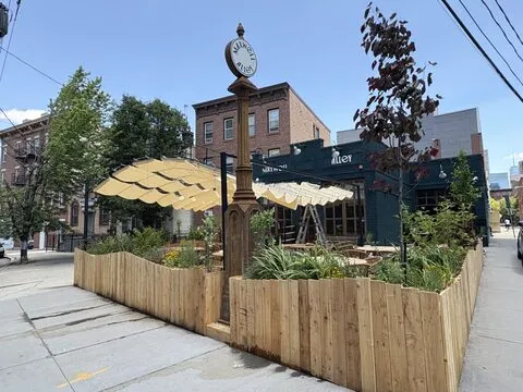 Maxwell Alley — New American restaurant in Jersey City