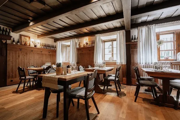 Mayer am Pfarrplatz — Austrian restaurant in Wien