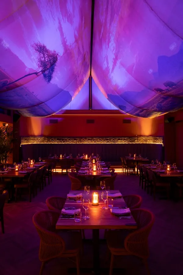Meat & Wine Co — Steakhouse restaurant in Melbourne