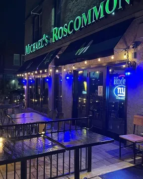 Michael’s Roscommon House — American restaurant in Belleville