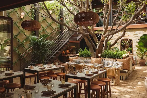Mírate — Mexican restaurant in Los Angeles