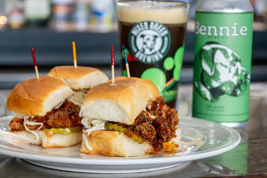 Mixed Breed Brewing at Van Patten Golf Club — American restaurant in Clifton Park