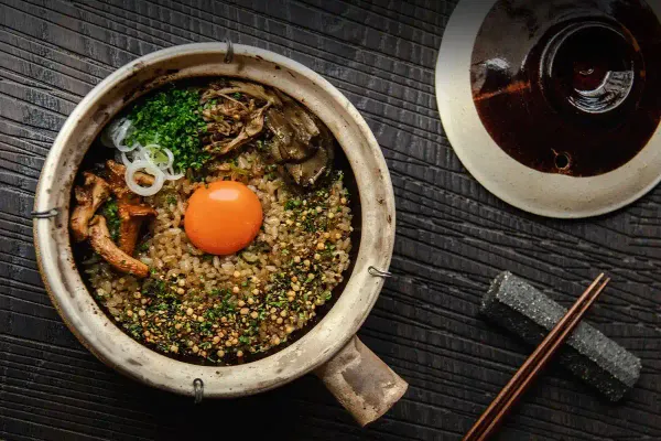 MOI — Japanese, Sushi restaurant in London