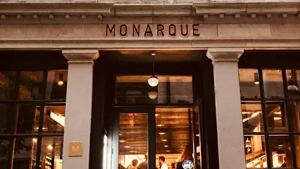 Monarque — French restaurant in Montréal