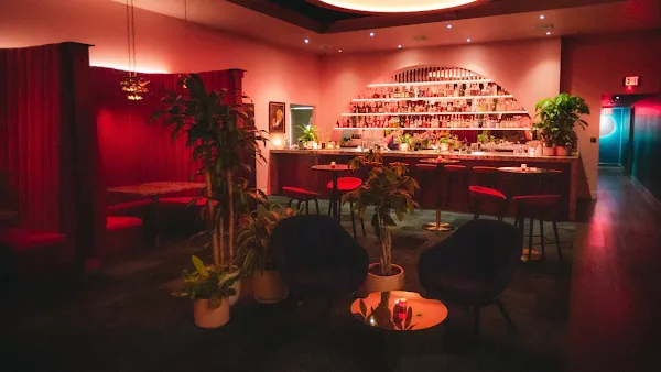 Moongate Lounge — Cocktail Bar restaurant in San Francisco