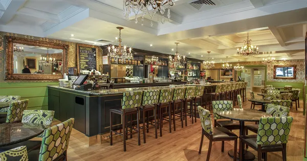 Mother’s Bistro & Bar — American restaurant in Portland
