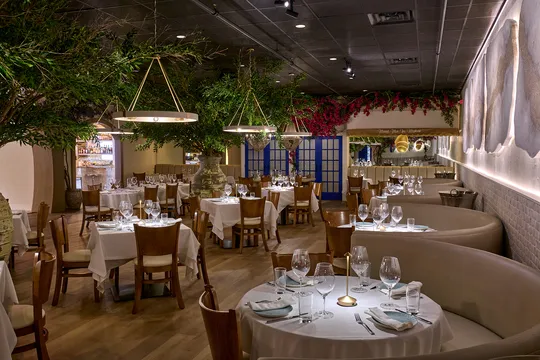 Mykos — Greek restaurant in North Jersey