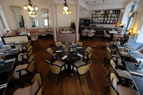 Neva Cuisine — French restaurant in Paris