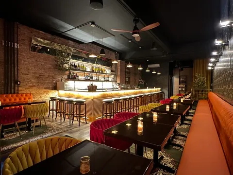 Nightingale — Wine Bar restaurant in New York