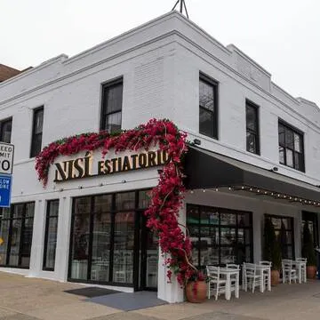 Nisi Estiatorio — Greek restaurant in New York