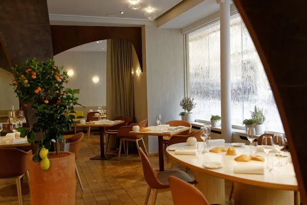 Nomicos — French restaurant in Paris