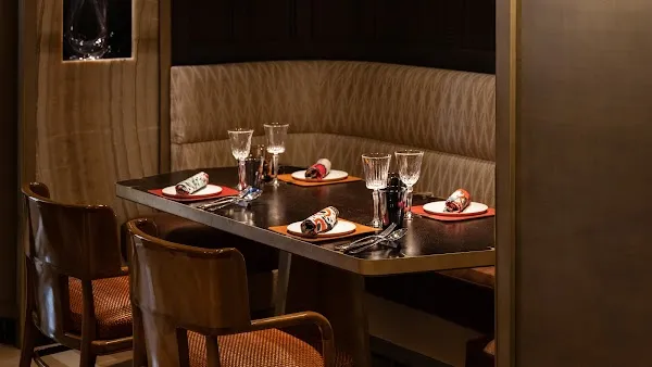 Nonos — French restaurant in Paris