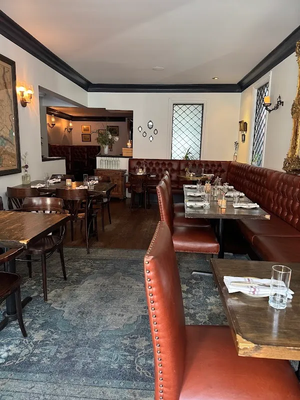 North & Navy — Italian restaurant in Ottawa