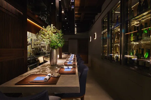 OMOTESANDO HYENE — French restaurant in Tokyo
