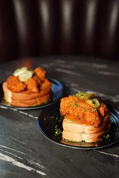 On Air — American restaurant in Charleston