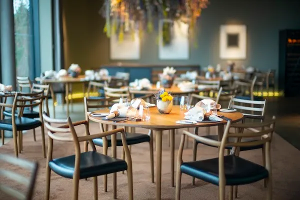 Opus V — International restaurant in Mannheim