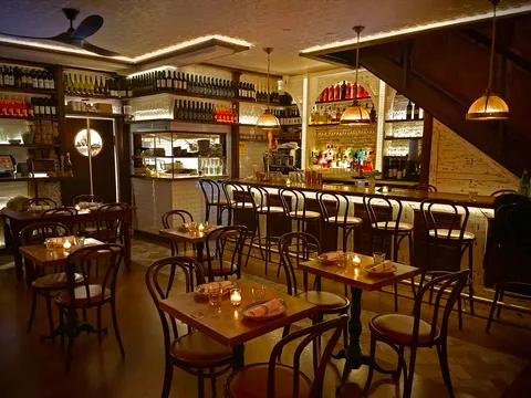 Osteria Del Porto — Italian restaurant in New York