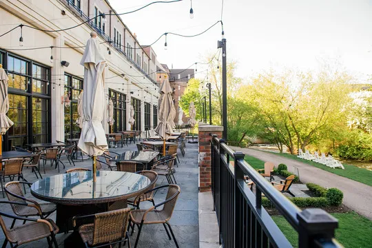 PARK 600 — European-American restaurant in Rochester