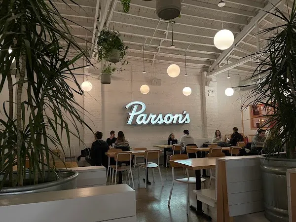 Parson's Chicken & Fish - Lincoln Park — American restaurant in Chicago