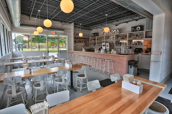 Parson's Chicken & Fish - Logan Square — American restaurant in Chicago
