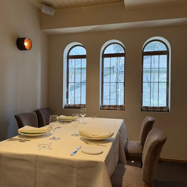 Patous — French restaurant in Tokyo