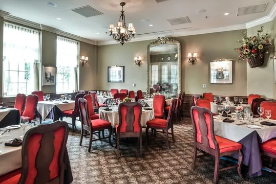 Paulette's at The River Inn — Southern restaurant in Memphis