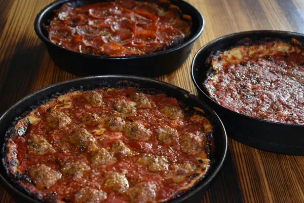 Pequod's Pizza - Chicago — Pizza restaurant in Chicago