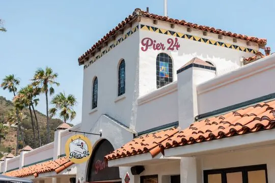 Pier 24 — American restaurant in Avalon