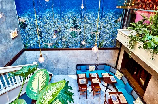 Pineapple Club — Cocktail Bar restaurant in New York
