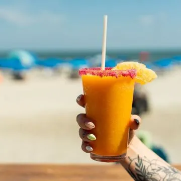 Pinky's on the Beach — Tropical Coastal restaurant in Charleston