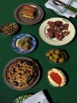 Pinyon Ventura — Local restaurant in Ventura