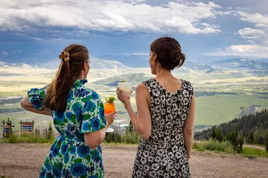 Piste Mountain Bistro — Bistro restaurant in Teton Village