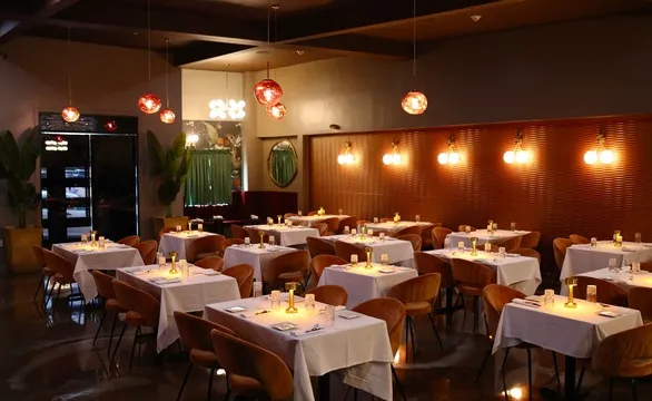 Post 270 — Contemporary American restaurant in Westbury