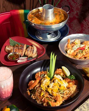 PRANAKHON — Thai restaurant in New York