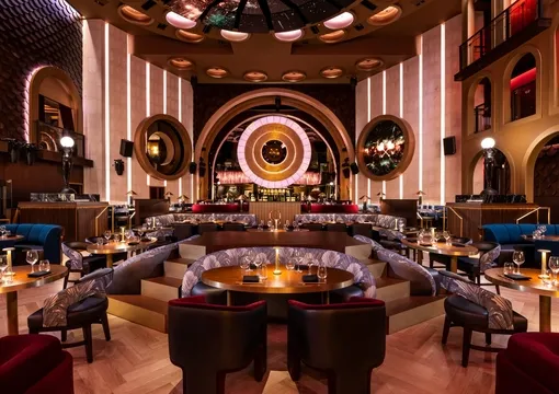 Queen - Miami Beach — Japanese restaurant in Miami