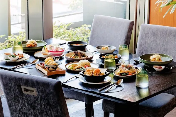 Racines (Sofitel Singapore City Centre) — French, Asian restaurant in Singapore