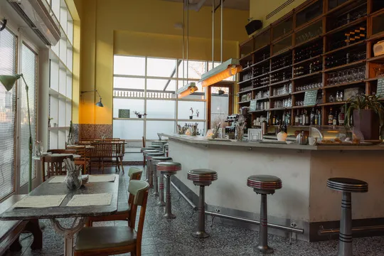 Radio Star — European restaurant in New York