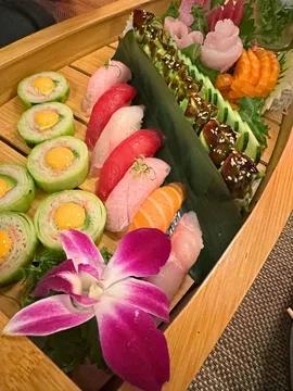 Red House — Asian restaurant in Milton