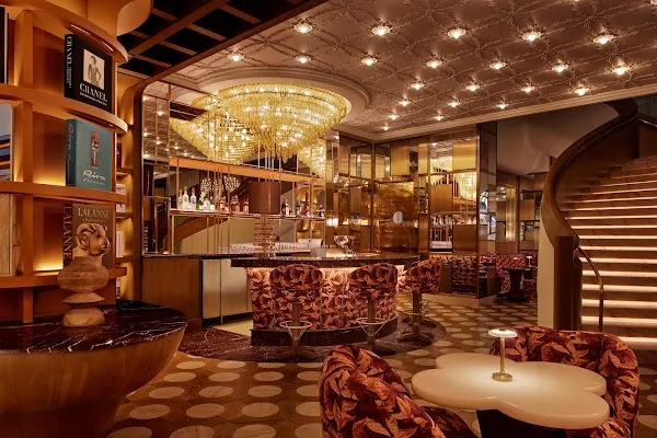 Red Room Bar — French restaurant in New York