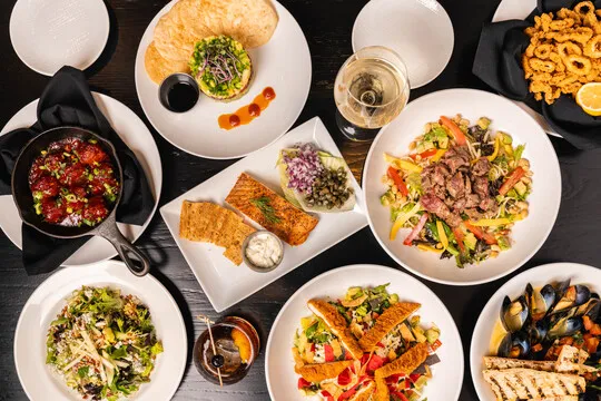 Renny's, a Maguire's Bar & Grill — American restaurant in Dallas
