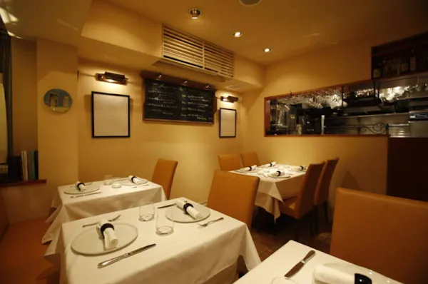 REQUINQUER — French restaurant in Tokyo