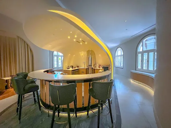 Restaurant Born — Contemporary restaurant in Singapore