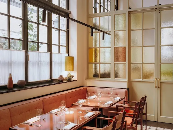 Restaurant Château Royal — Mediterranean restaurant in Berlin