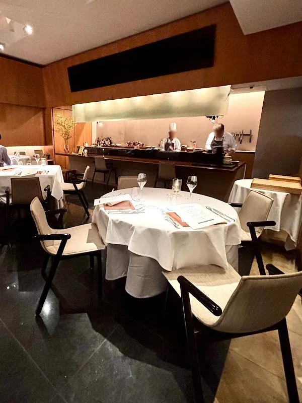 Restaurant L’allium — French restaurant in Tokyo