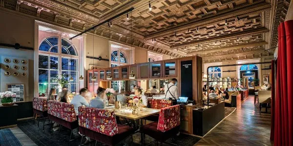 Restaurant Salonplafond — Austrian restaurant in Wien