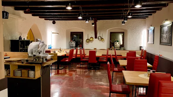Restaurant Schwarzer Adler — Fine-Dining restaurant in Hall in Tirol
