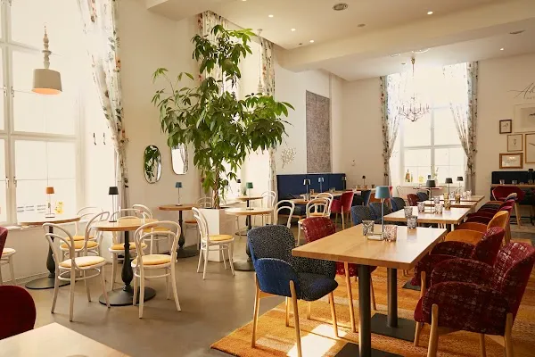 Restaurant Sperling im Augarten — Mediterranean restaurant in Wien