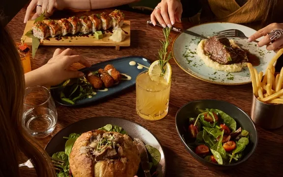 Reunion Ktchn Bar — Contemporary American restaurant in Aventura