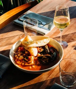 Revolution Winery & Kitchen — American restaurant in Sacramento