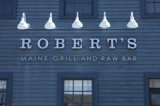 Robert's Maine Grill — Seafood restaurant in York Harbor